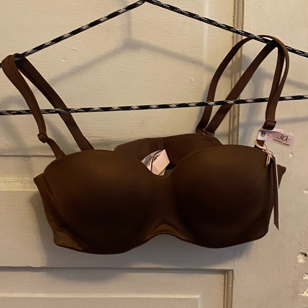 Brown lightly lined Victoria’s Secret strapless bra. 30C. New with tags.